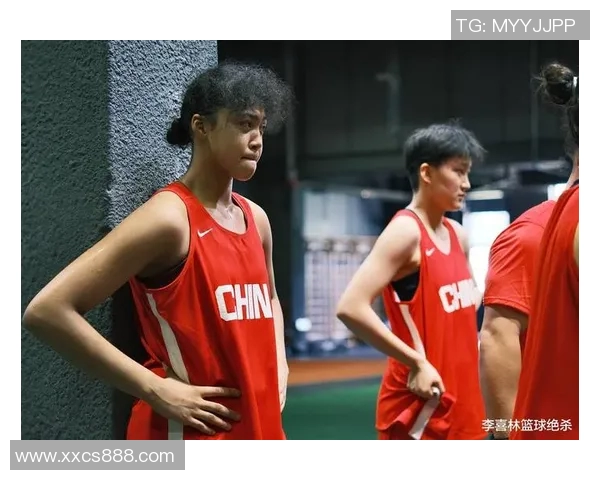 与刘芳对话探索她的篮球生涯与成长之路