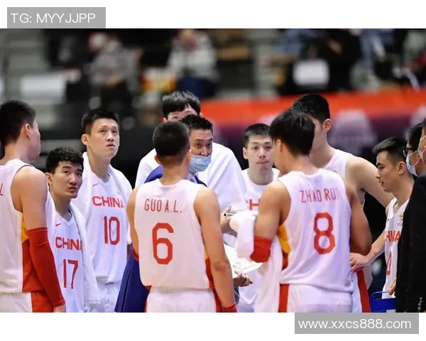 重庆篮球队在世界杯预选赛中的灵活性表现与战术调整分析